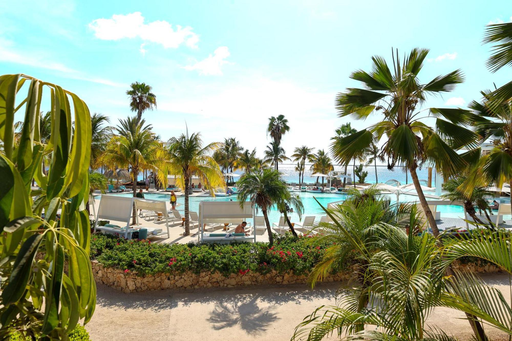 Van Der Valk Plaza Beach & Dive Resort Bonaire Playa Exteriör bild