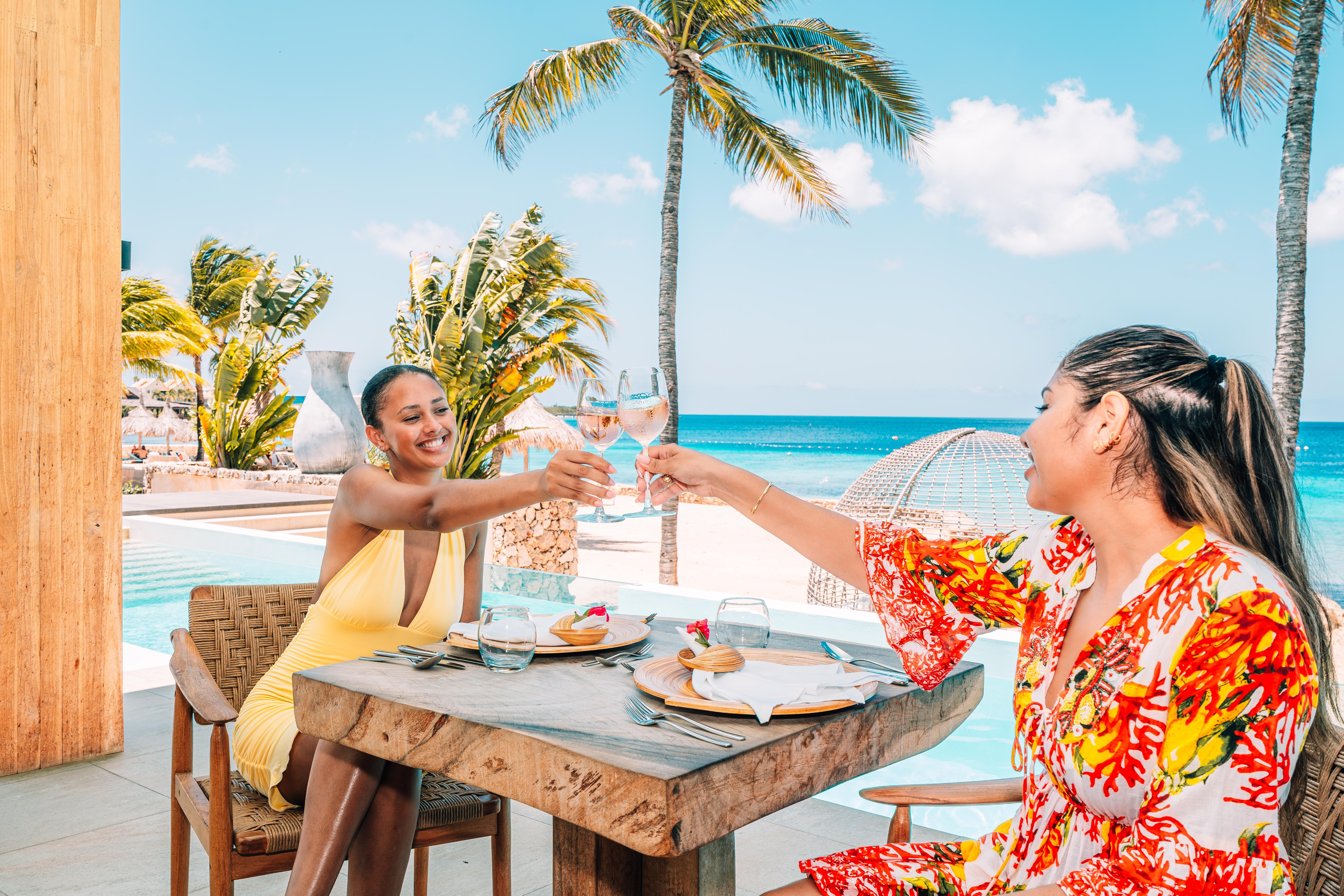 Van Der Valk Plaza Beach & Dive Resort Bonaire Playa Exteriör bild