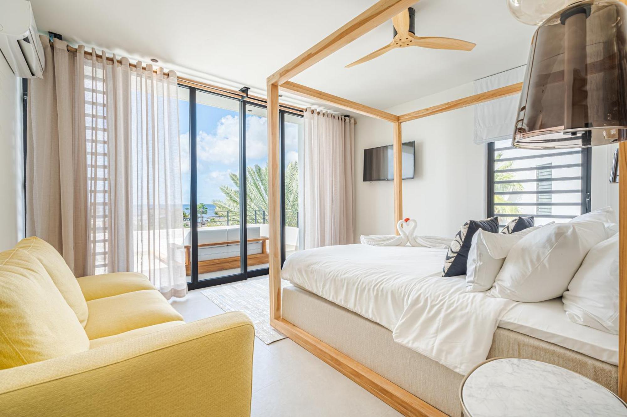 Van Der Valk Plaza Beach & Dive Resort Bonaire Playa Exteriör bild