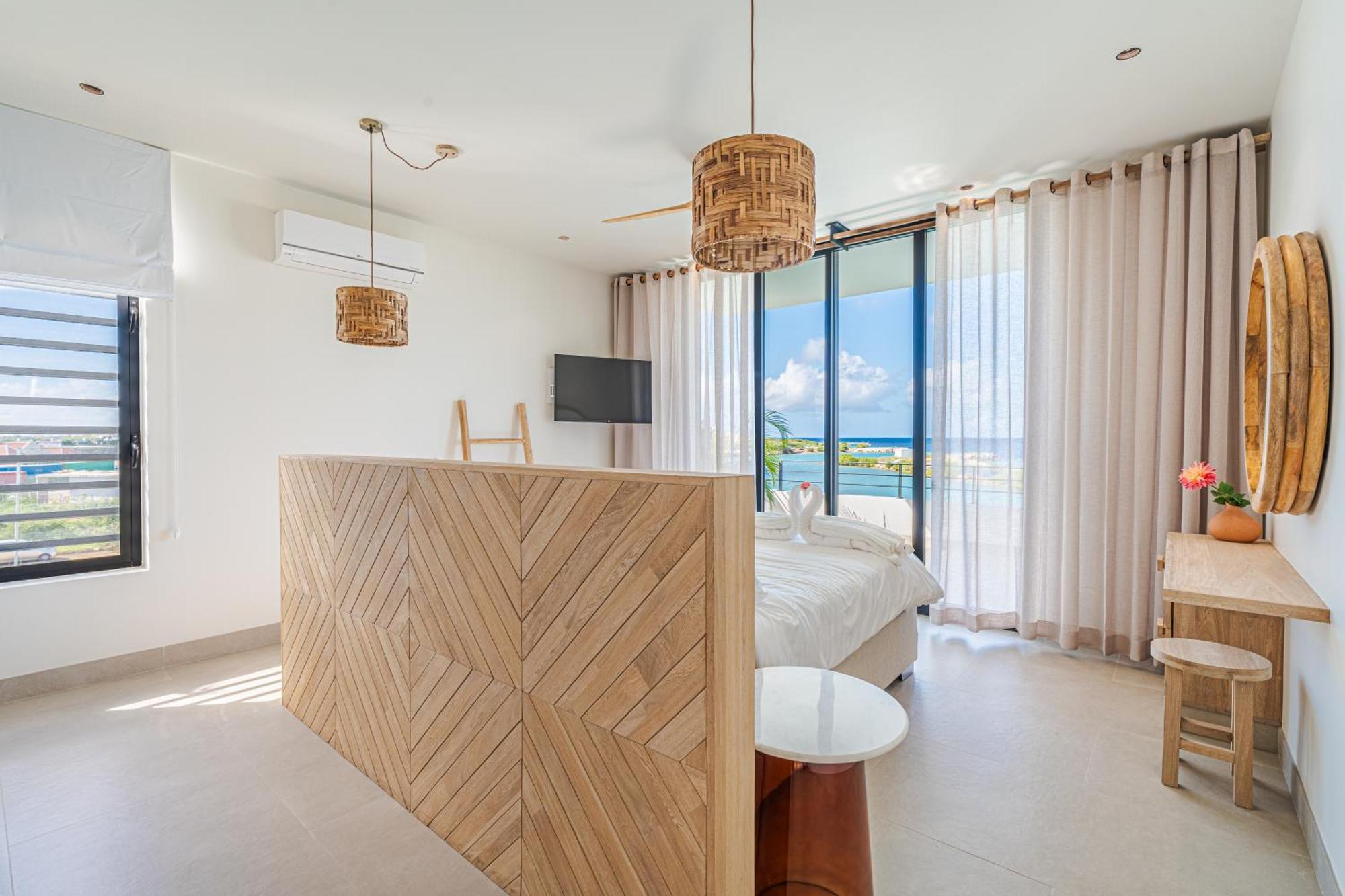 Van Der Valk Plaza Beach & Dive Resort Bonaire Playa Exteriör bild