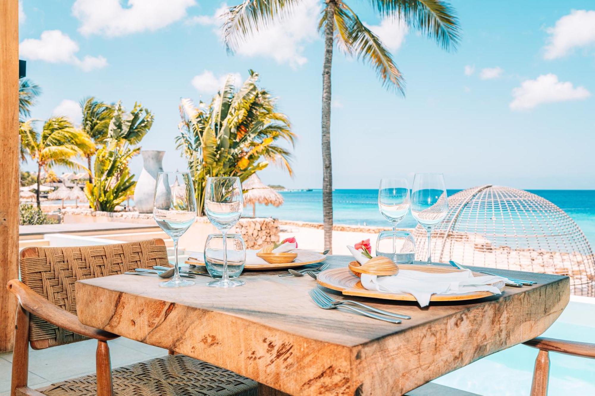 Van Der Valk Plaza Beach & Dive Resort Bonaire Playa Exteriör bild